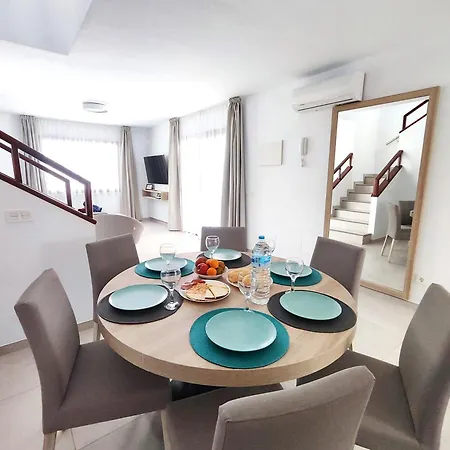 Holiday home Anny Piscina Climatizada Aire Acondicionado Espaciosa Y Luminosa!